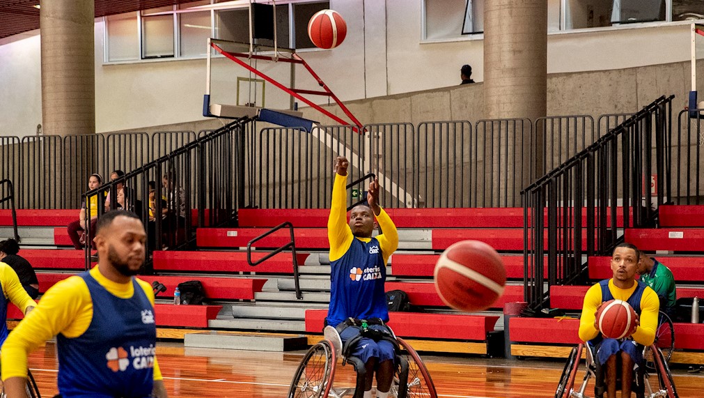 Seleção feminina de basquete em cadeira de rodas perde de virada para  Austrália no Mundial de Dubai - CPB