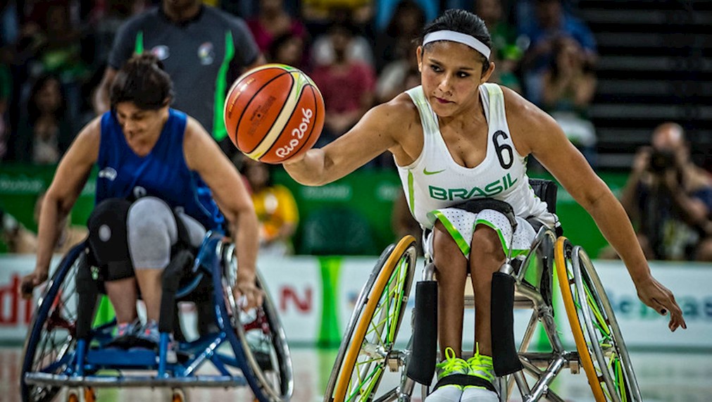 Basquete em cadeira de rodas: conheça como e onde praticar a modalidade  paralímpica mais antiga no Brasil - CPB